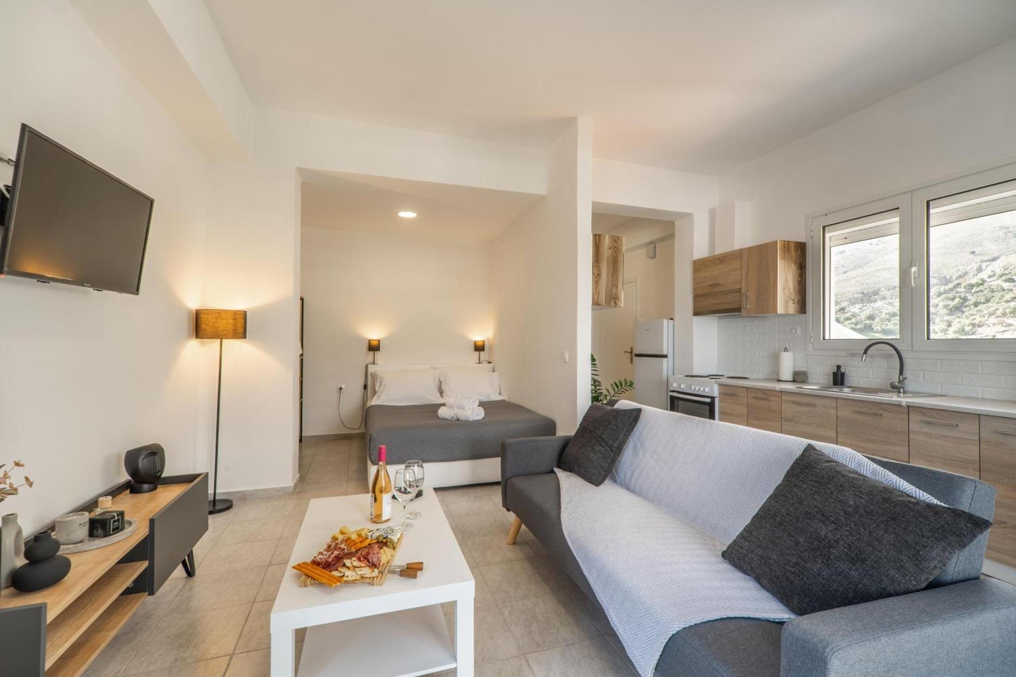 Avra Sfakia Apartments Khora Sfakion Exterior photo