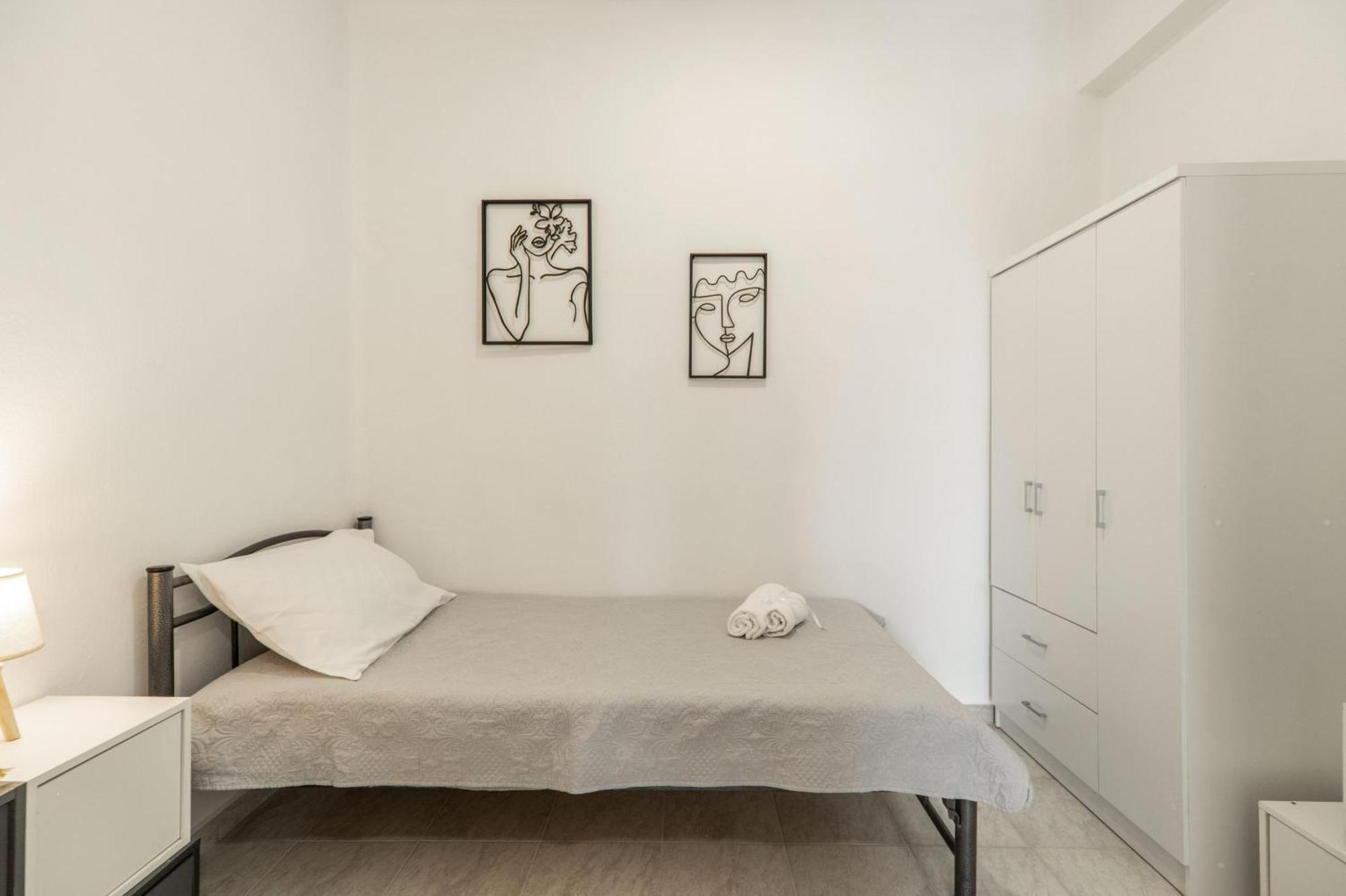 Avra Sfakia Apartments Khora Sfakion Room photo