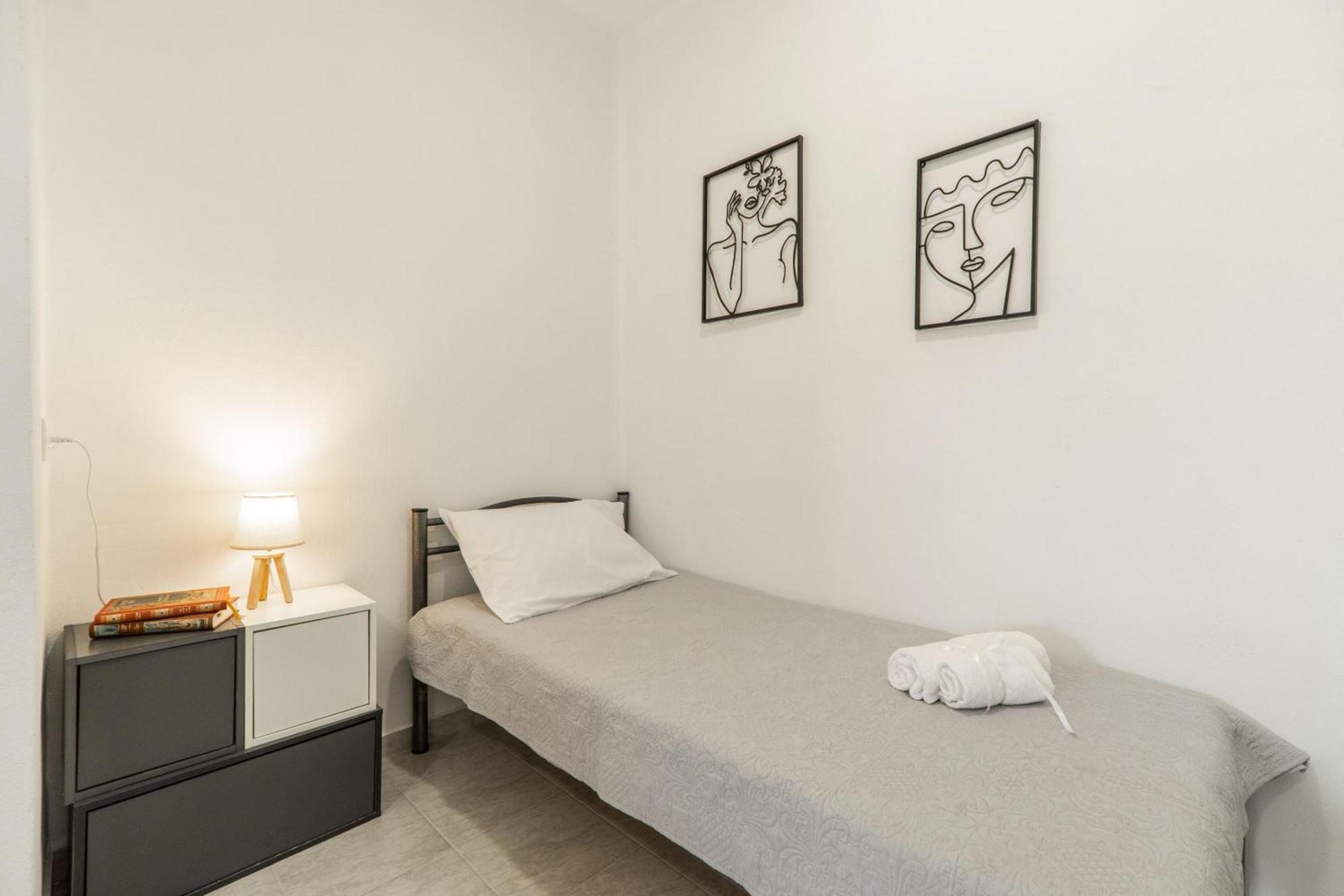 Avra Sfakia Apartments Khora Sfakion Room photo